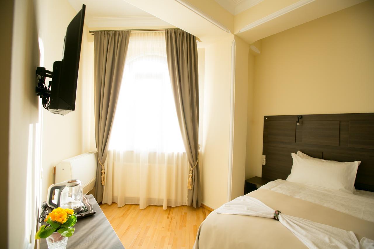 Hotel Badagi Тбілісі Екстер'єр фото