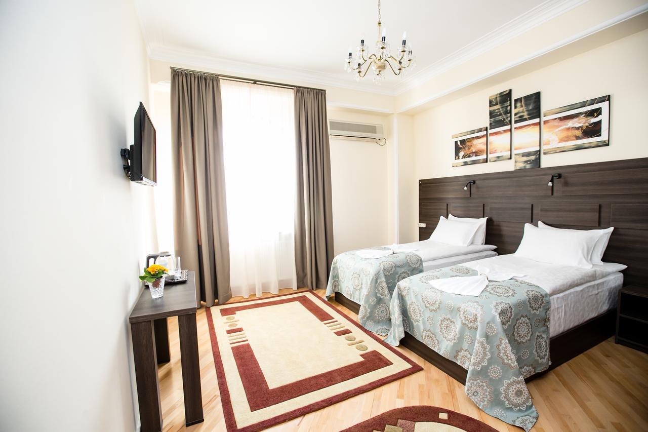 Hotel Badagi Тбілісі Екстер'єр фото